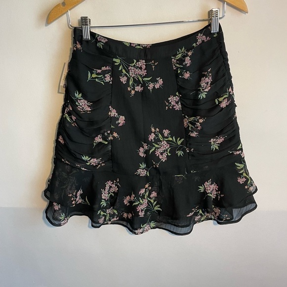 BP. Nordstrom Rack Floral Short Skirt Small Black Ruched Ruffles NWT - Picture 7 of 7